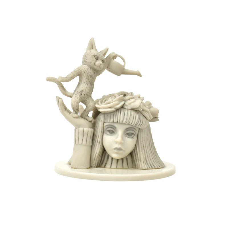 Akira Uno Petite Poupee Collection – Shi to Otome LUNE monochrome figure – girl with cat companion – Squirox Ken Elephant blind box